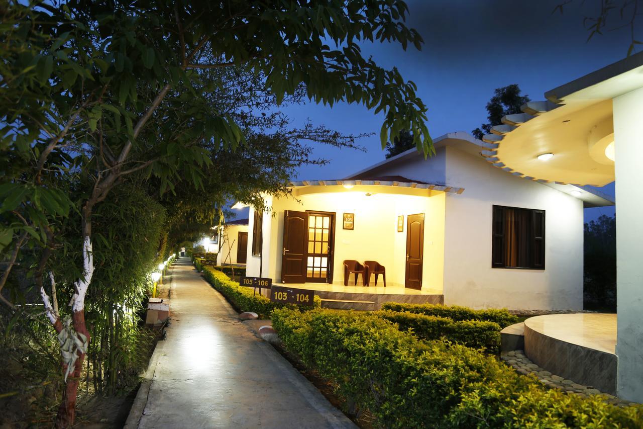 Corbett Treat Resort Ramnagar  Luaran gambar